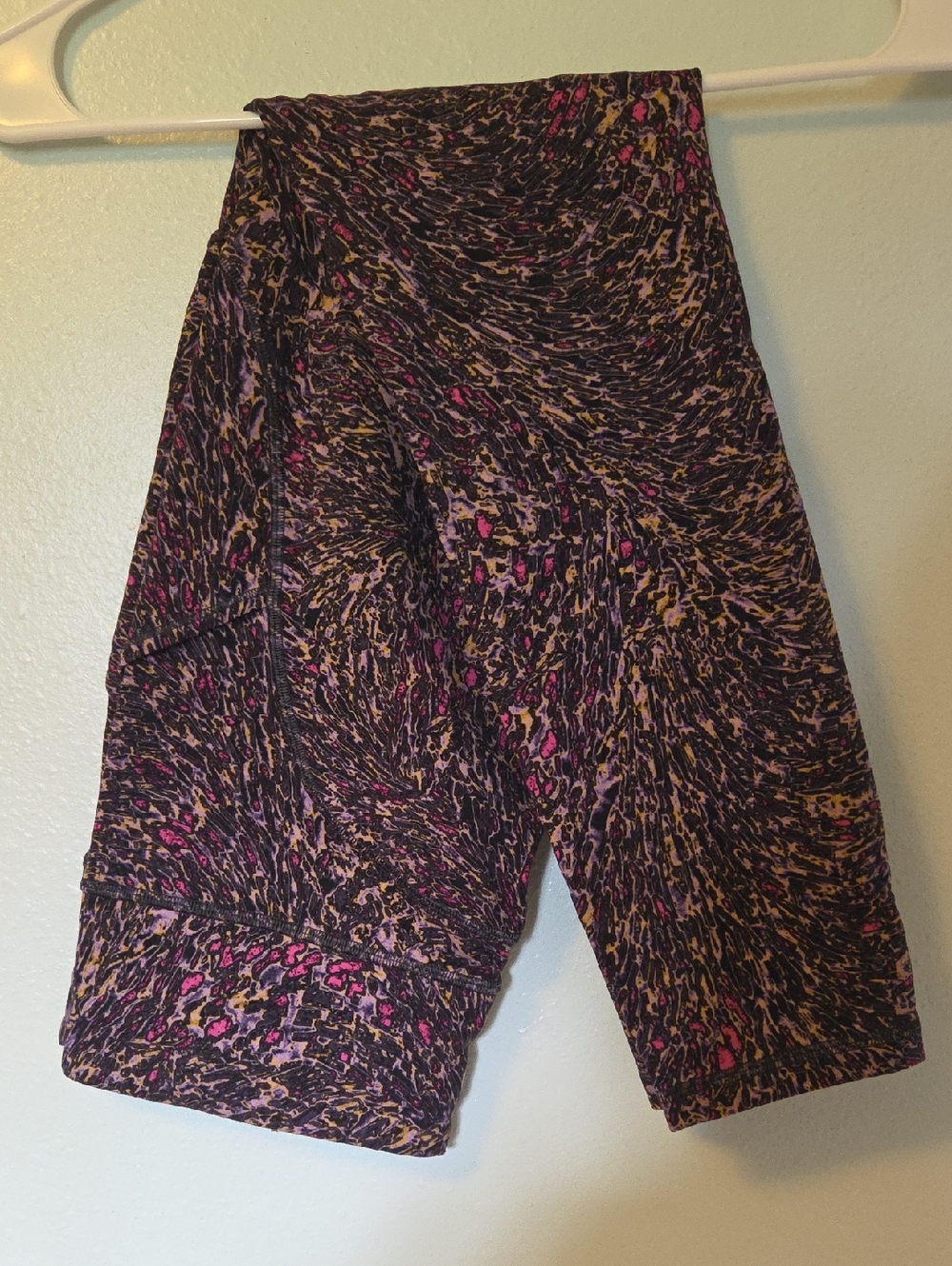 Lululemon Fast and Free High-Rise Tights. Size 8. 25 Inseam.